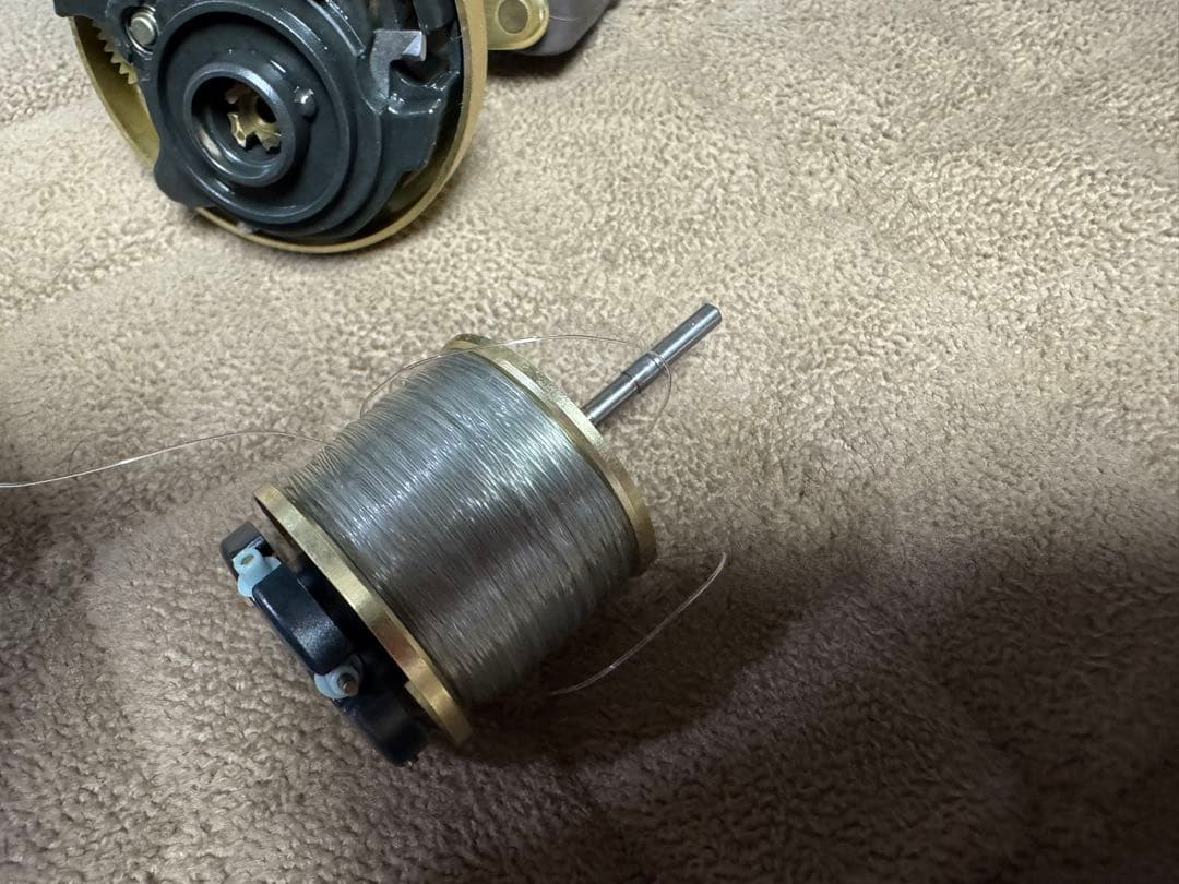 リール SHIMANO CALCUTTA 51XT