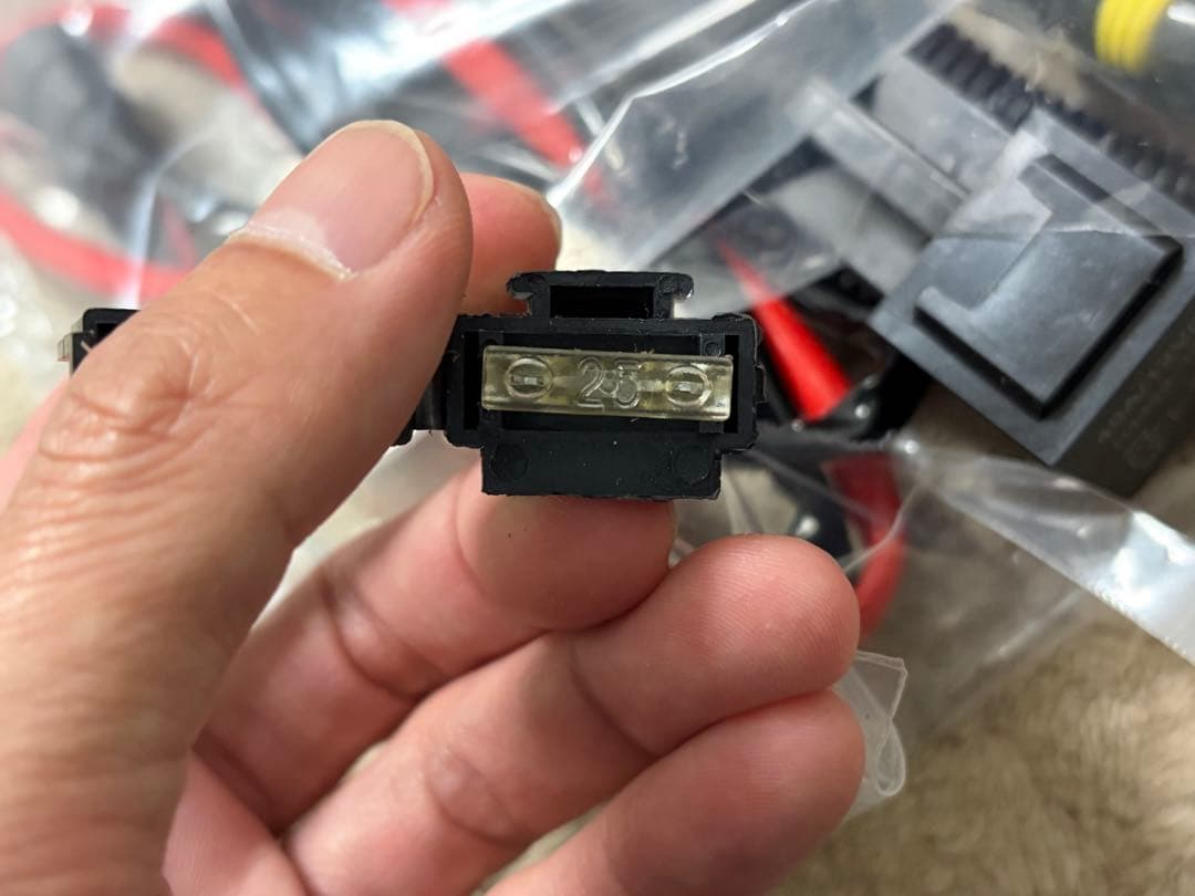 新品リレー＆新品HID屋Qシリーズプラチナ H8/H11/H16 ホワイトLED
