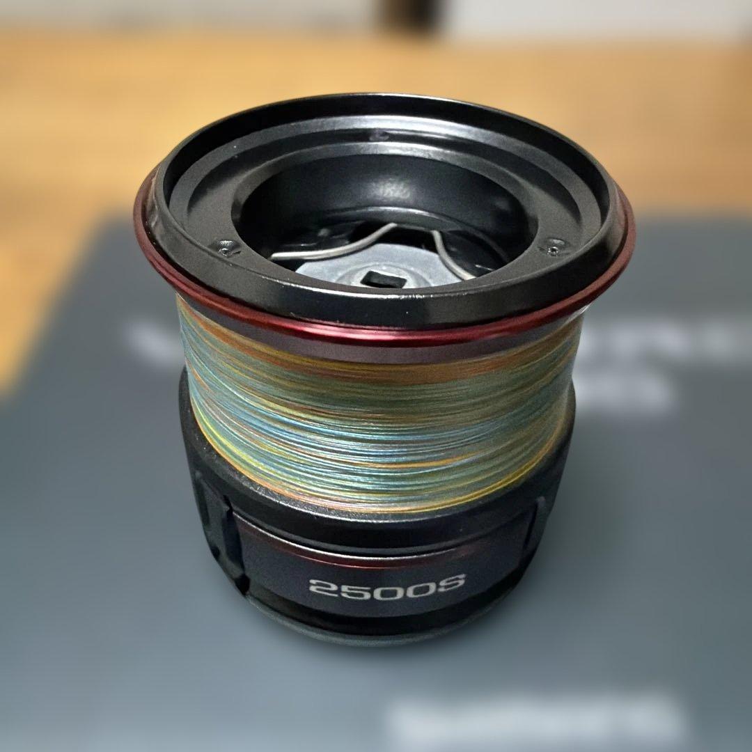 新品未使用　シマノ20ヴァンフォード2500Sおまけ付き