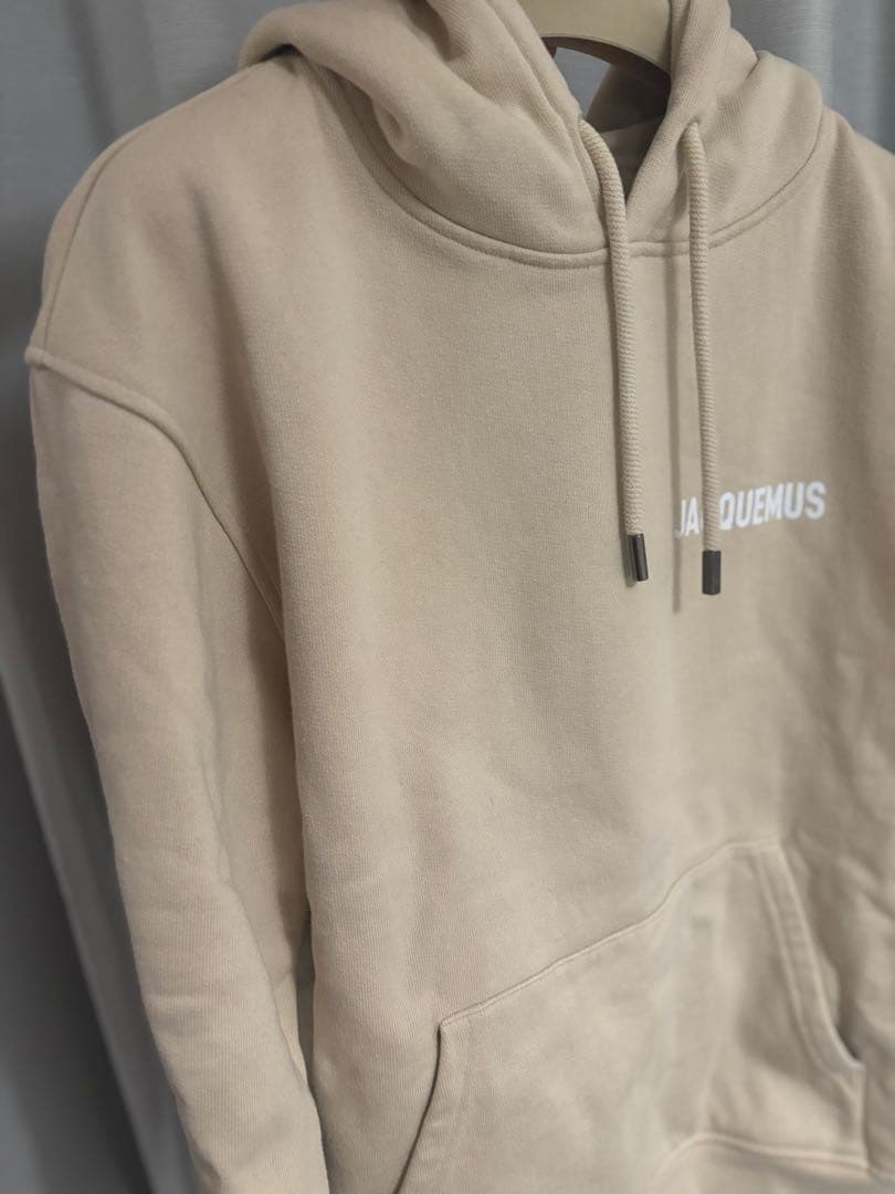 jacquemus ジャックムスフーディ　ベージュ
