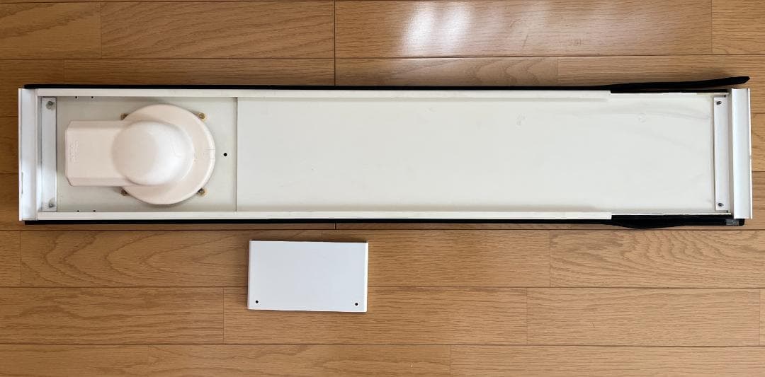 トヨトミ スポット冷暖エアコン　TAD−22KW 【20年製】　工事不要