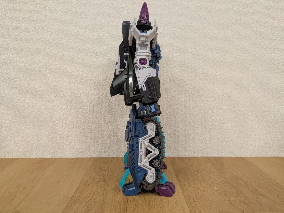 MMC R-17 CARNIFEX オーバロード似