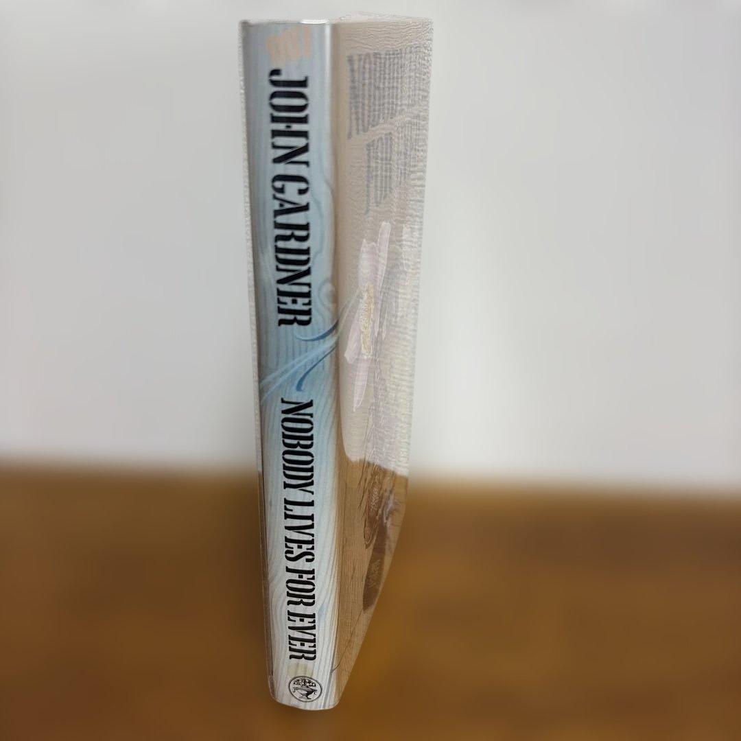 洋書 Nobody Lives For Ever SIGNED BY AUTHOR