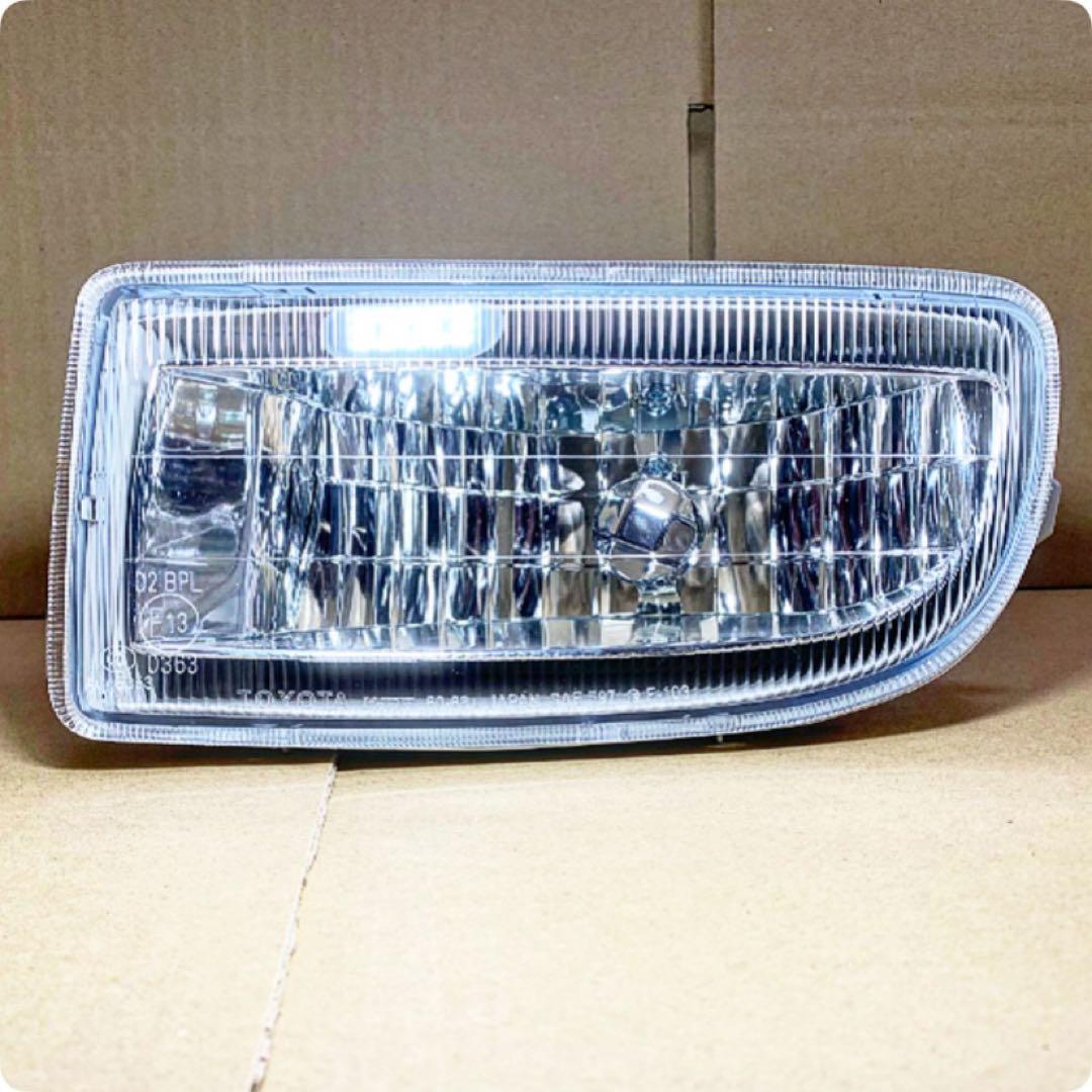 未使用 TOYOTA純正 フォグランプ ランクル100 ランドクルーザー100