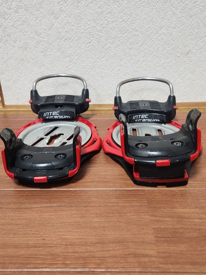 F2　インテックチタニウム アルペンスノーボード ビンディング