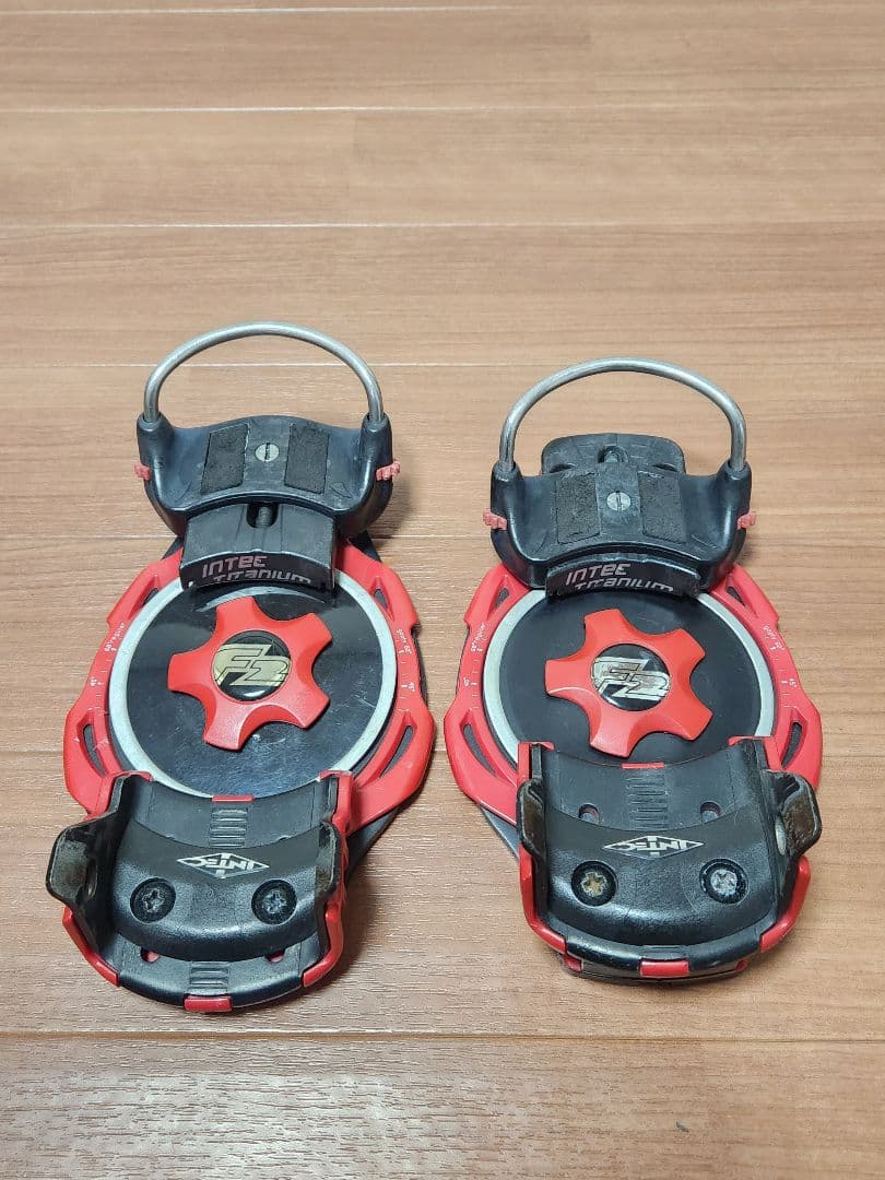 F2　インテックチタニウム アルペンスノーボード ビンディング