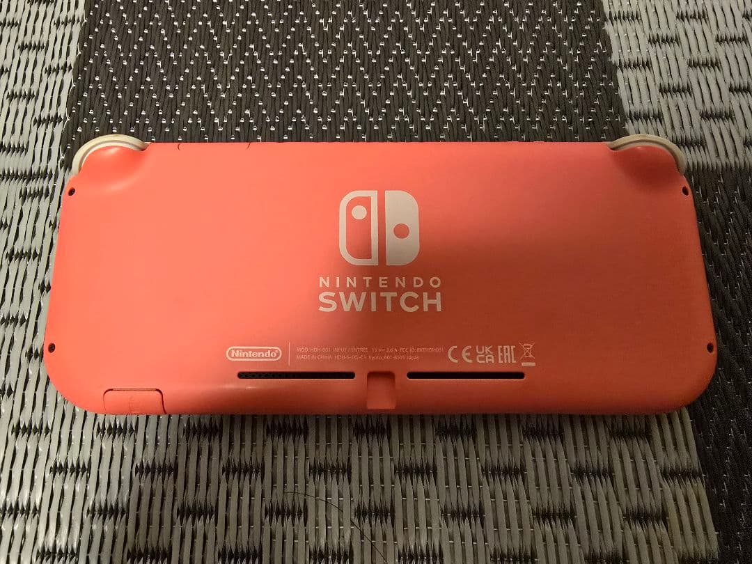 【訳あり】Nintendo Switch Lite 本体のみ（コーラル）