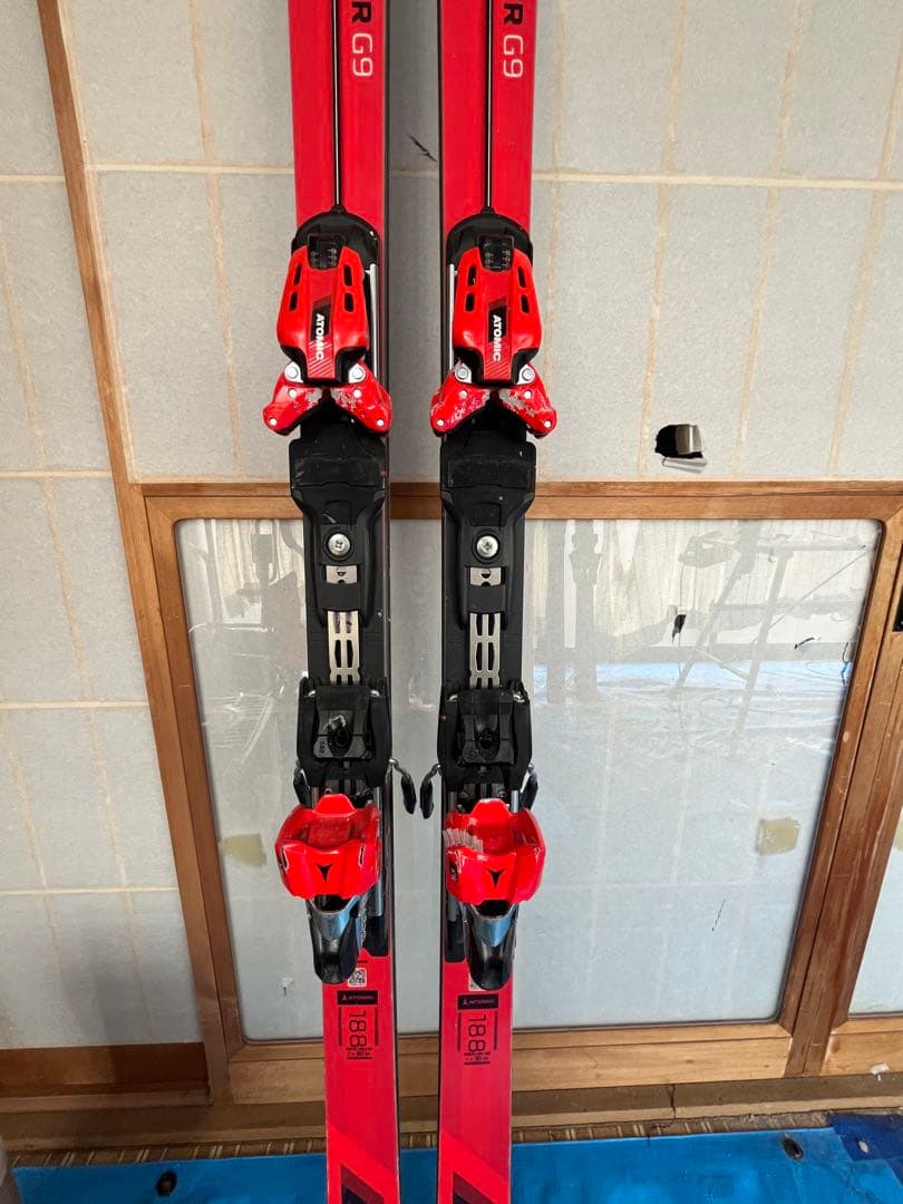 Atomic Redster G9 スキー ビンディング付き