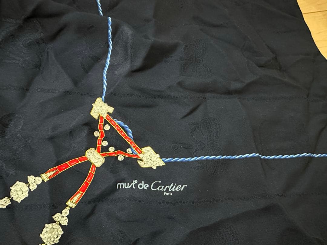 Must de Cartier カルティエスカーフ