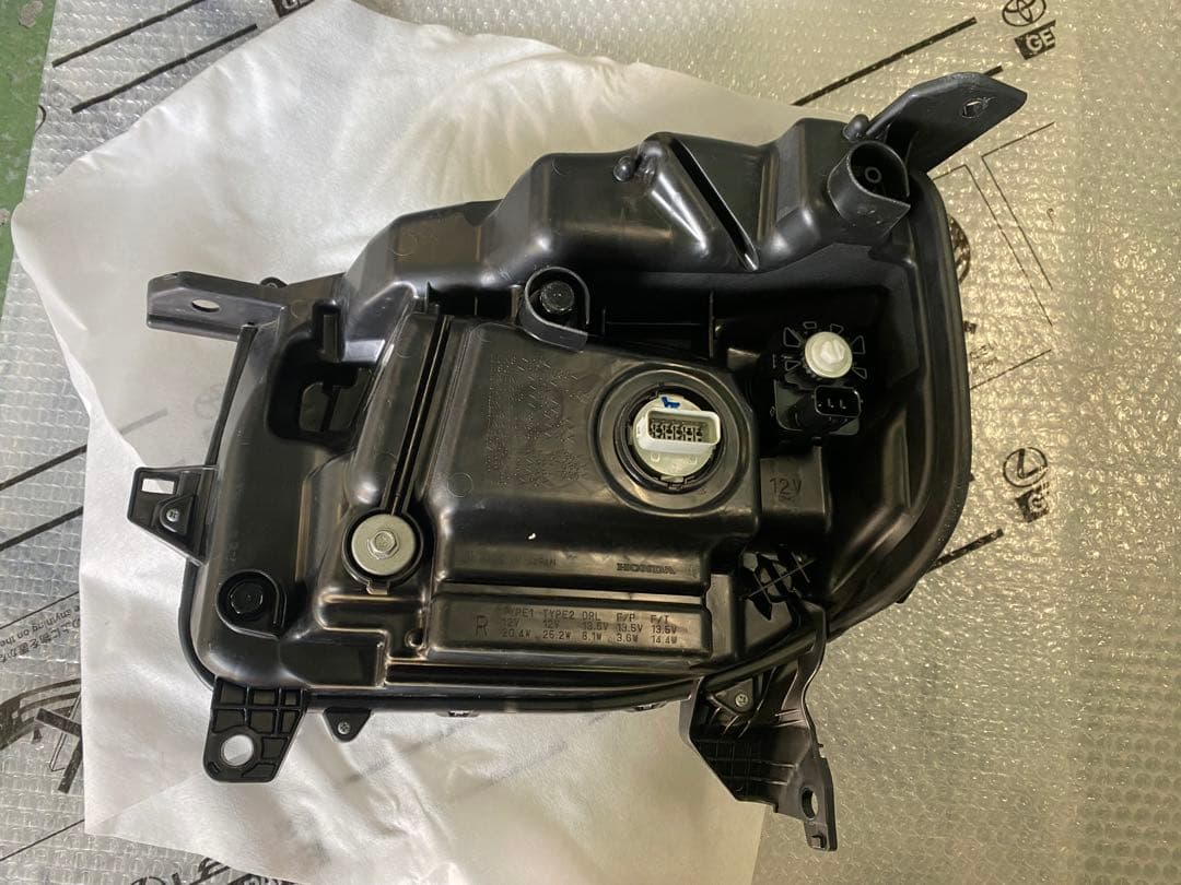 N-BOX カスタム　JF5 右ヘッドライト　運転席側　美品