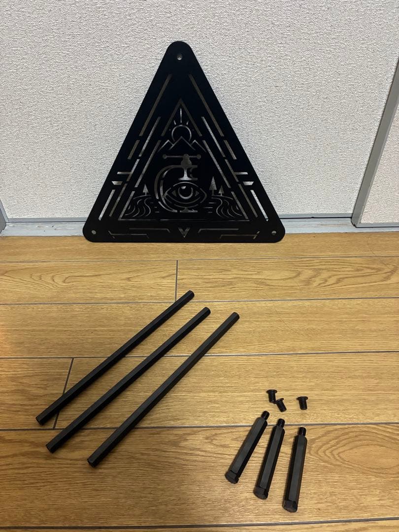 デバイスワークス　三角アイアンテーブル　SANTE