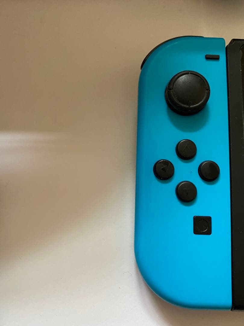 【美品】Nintendo Switch 青/赤 本体 おまけ付(ソフト、ケース)