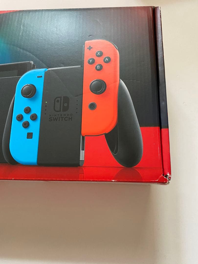 【美品】Nintendo Switch 青/赤 本体 おまけ付(ソフト、ケース)