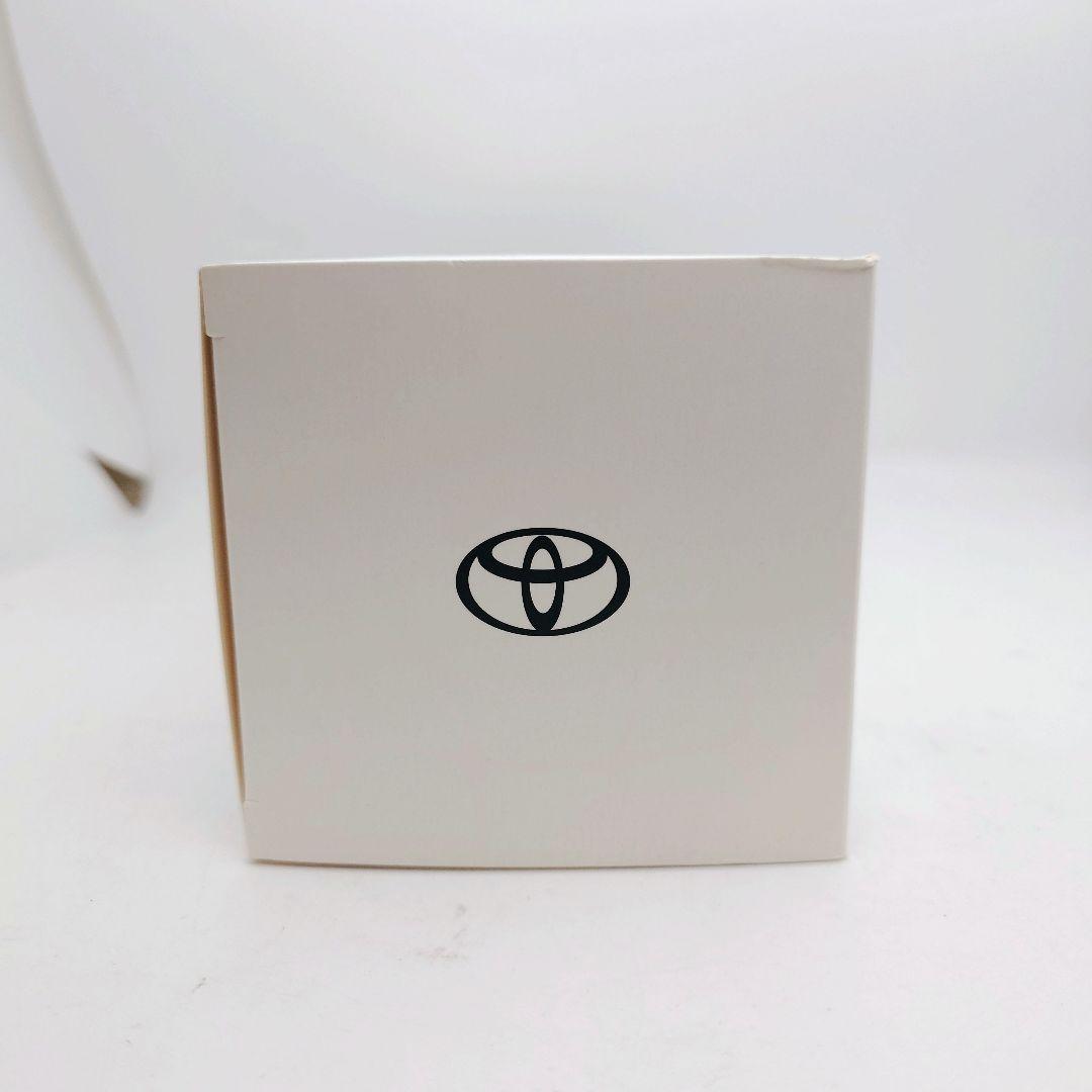 【美品】トヨタ⭐︎カラーサンプルミニカー！⭐︎ノア⭐︎ホワイトパール