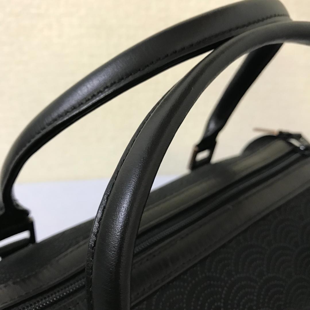 印傳屋 ハンドバッグ 鹿革 波模様