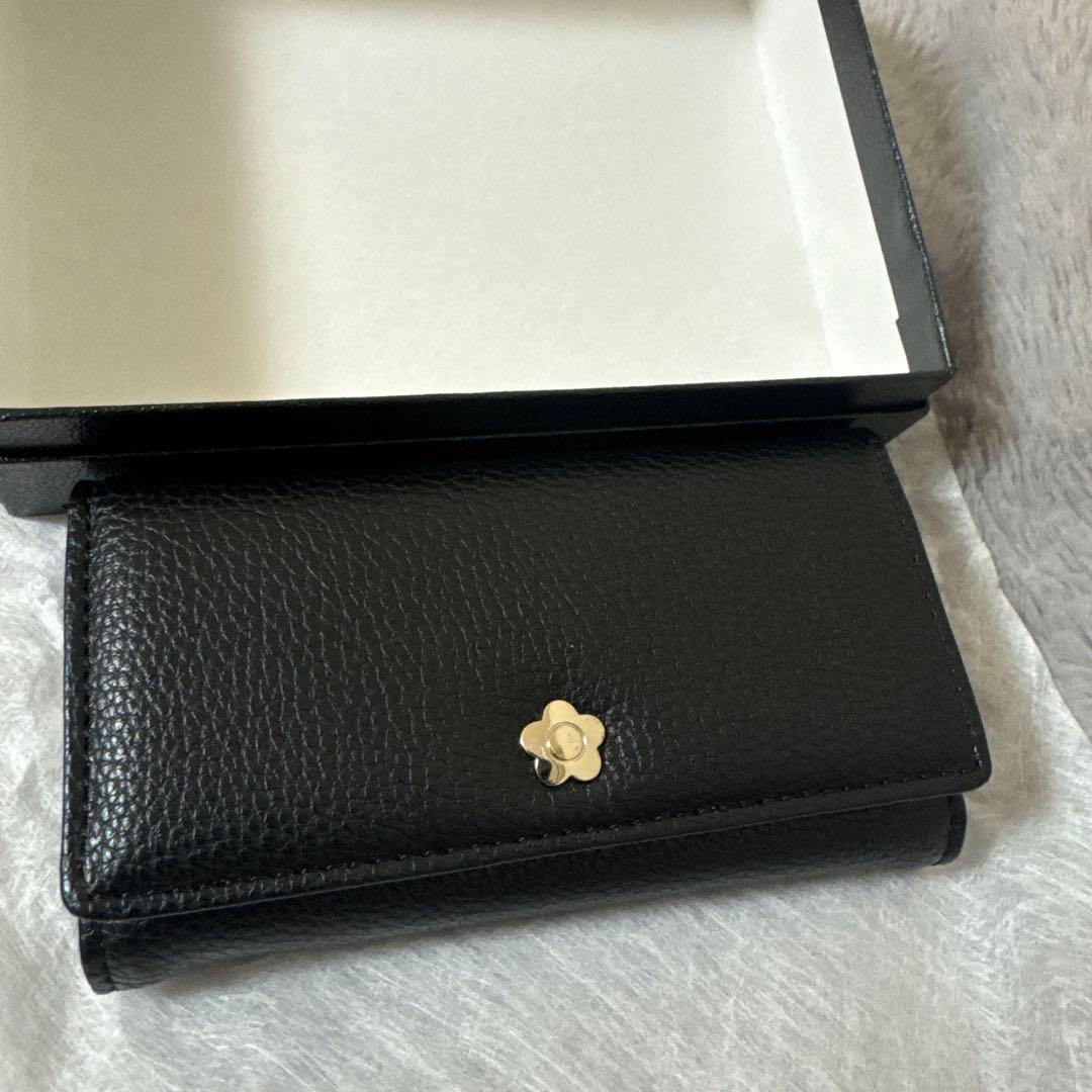 新品 マリークワント シュリンクデイジーメタル キーケース（ブラック） 黒