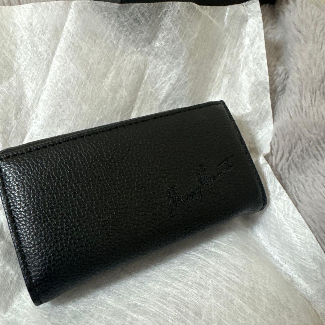 新品 マリークワント シュリンクデイジーメタル キーケース（ブラック） 黒