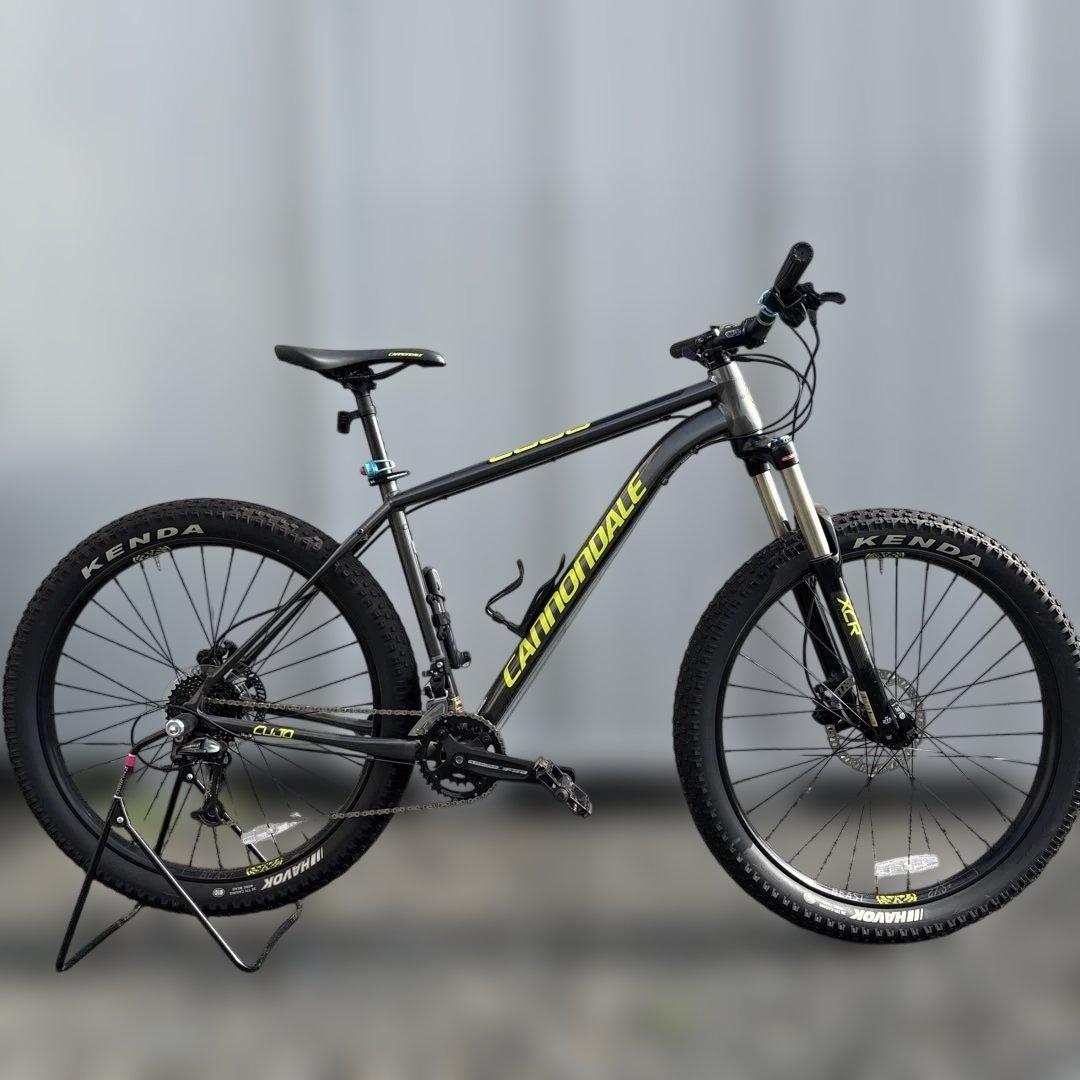 希少キャノンデール　cujo3 ブースト27.5+ Ｌサイズ