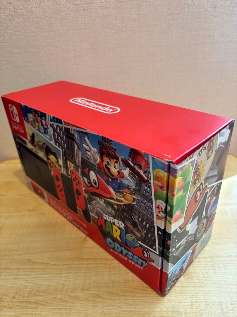 Switch マリオオデッセイ同梱版 限定レッドJoy-Con 箱付 動作確認済