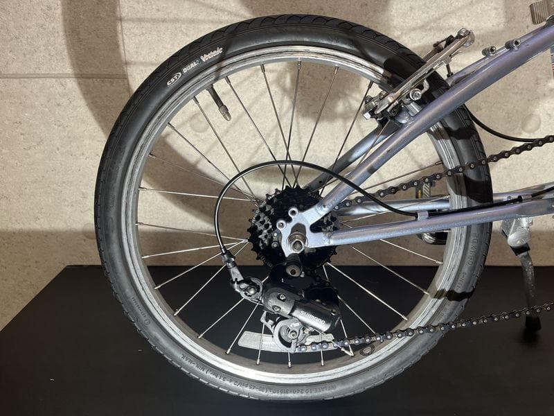 DAHON Boardwalk D7 20インチ 折り畳み