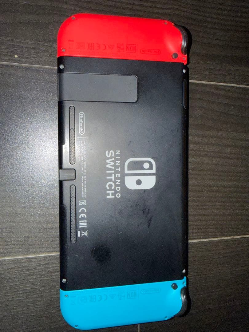 Nintendo Switch 本体 Joy-Con有