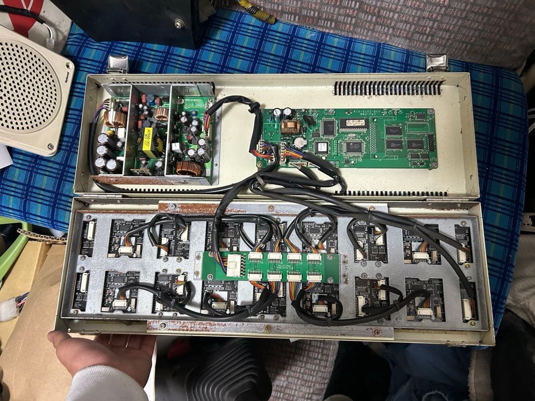 バス車内表示器　CY-2510A バス　部品