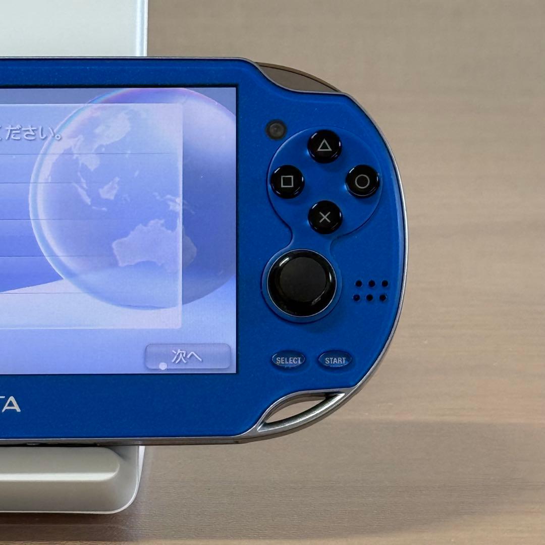 7-012【美品】PSVITA PCH-1000 サファイア・ブルー 箱付き