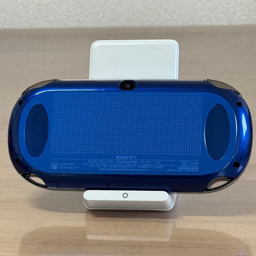 7-012【美品】PSVITA PCH-1000 サファイア・ブルー 箱付き