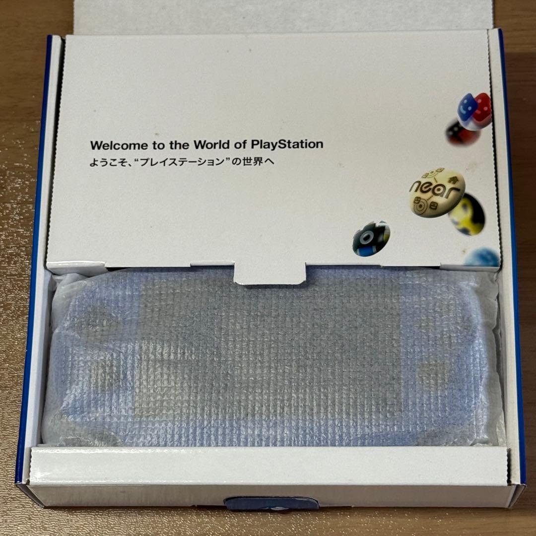 7-012【美品】PSVITA PCH-1000 サファイア・ブルー 箱付き