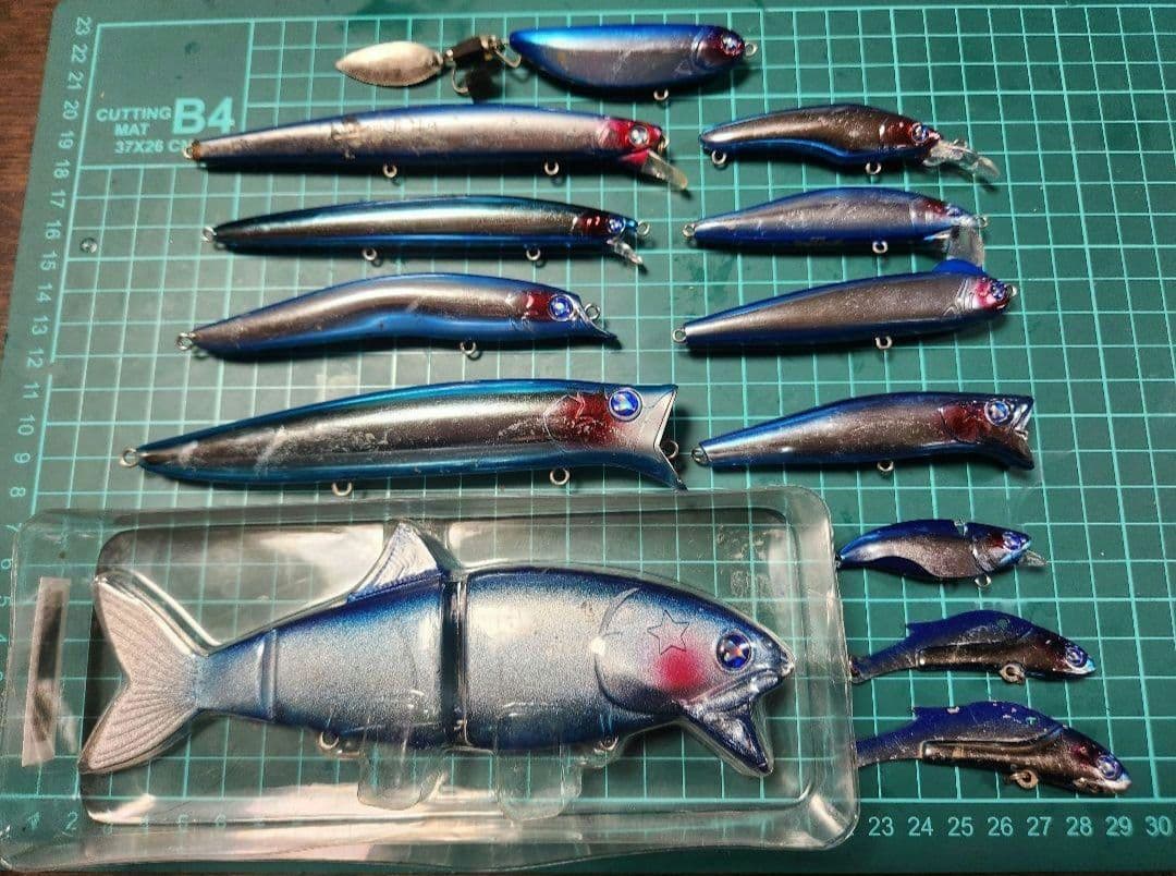 ブルーブルールアーセット　13個