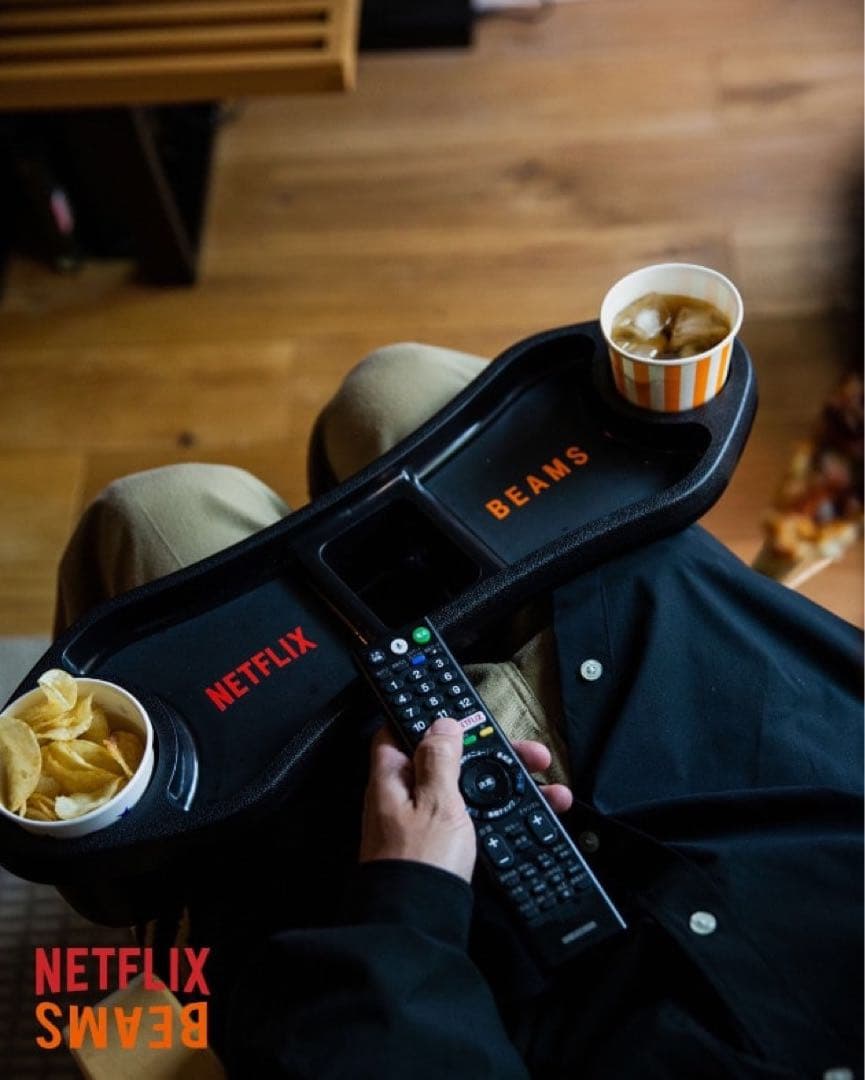 美品 NETFLIX ×BEAMS/Knee Rest Tray ネトフリ