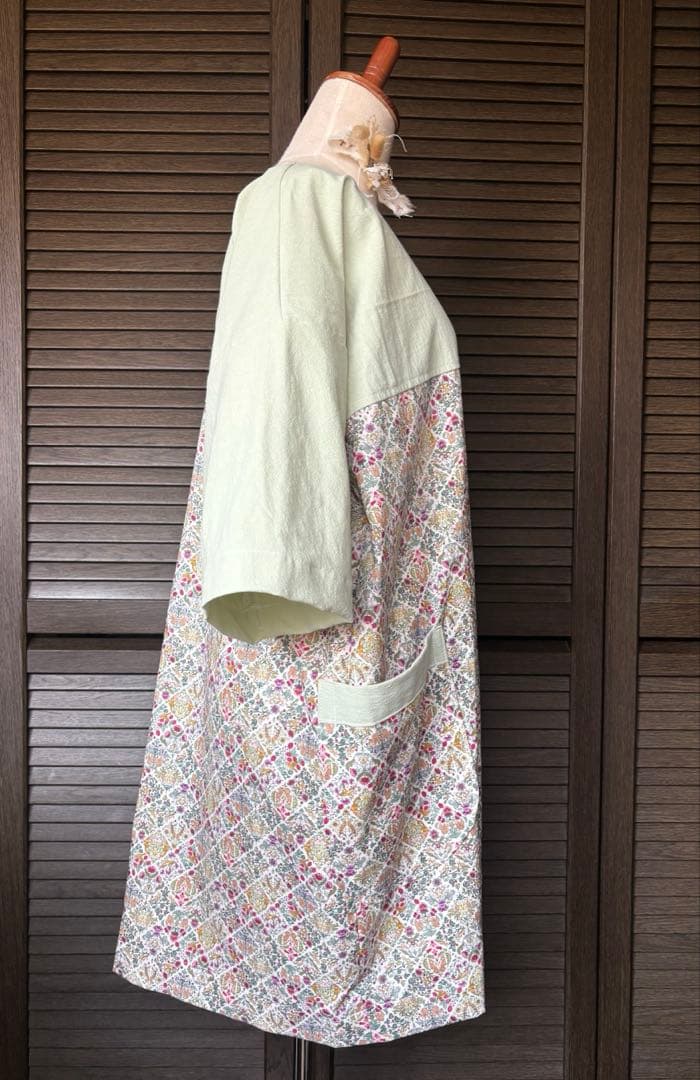 たかちゃん様　エプロン　割烹着　ハンドメイド　保育士　介護　ワンピース