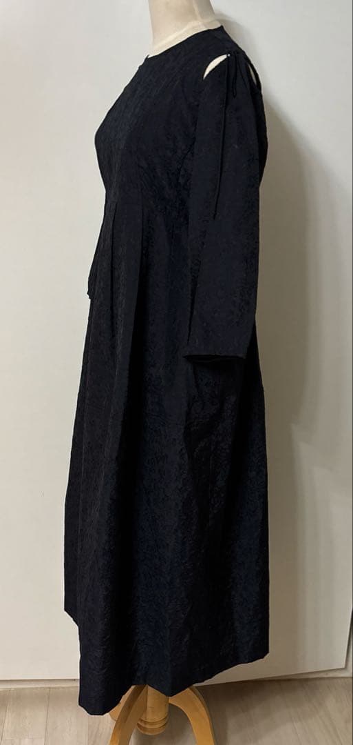 新品タグ付きLE CIEL BLEU7分袖ワンピース