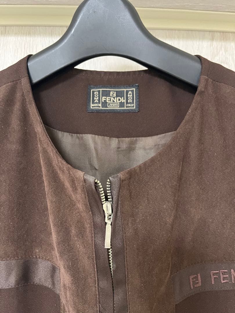 fendi ブラウン　ベスト