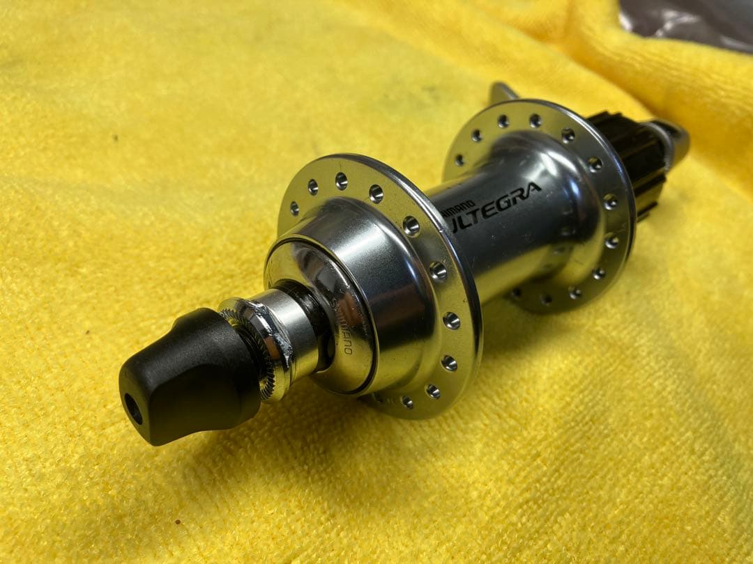 SHIMANO シマノ　ULTEGRA FH-6700 リアハブ 32H