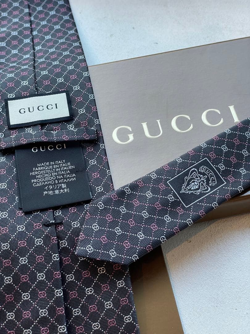 【新品未使用】GUCCI ダークグレー ネクタイ 100%シルク