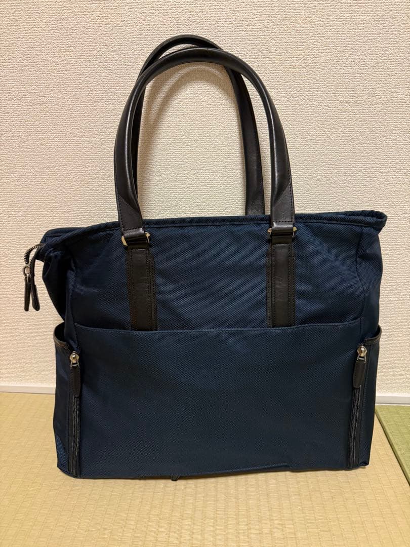 トゥミ　トートバック