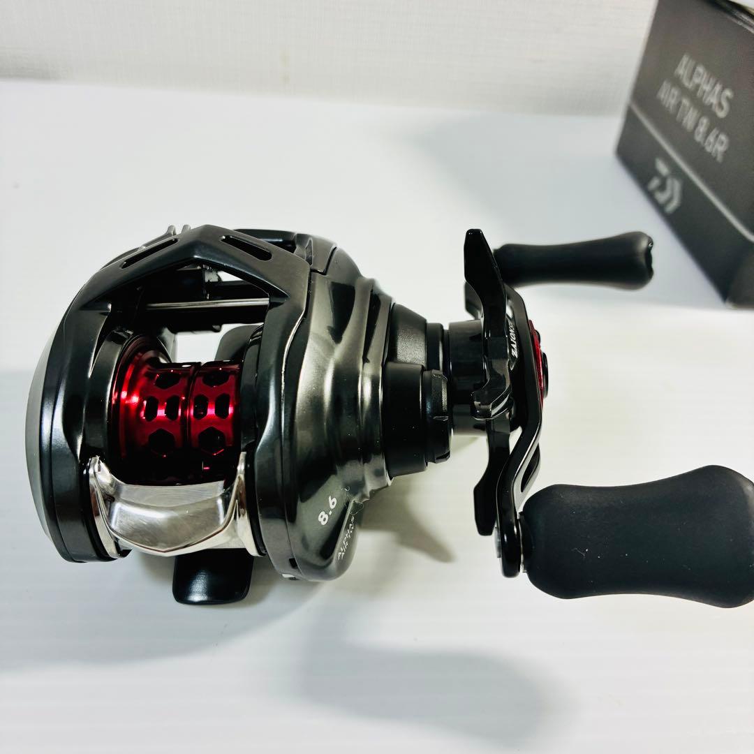 【極美品】20DAIWA ALPHAS AIR TW 8.6R