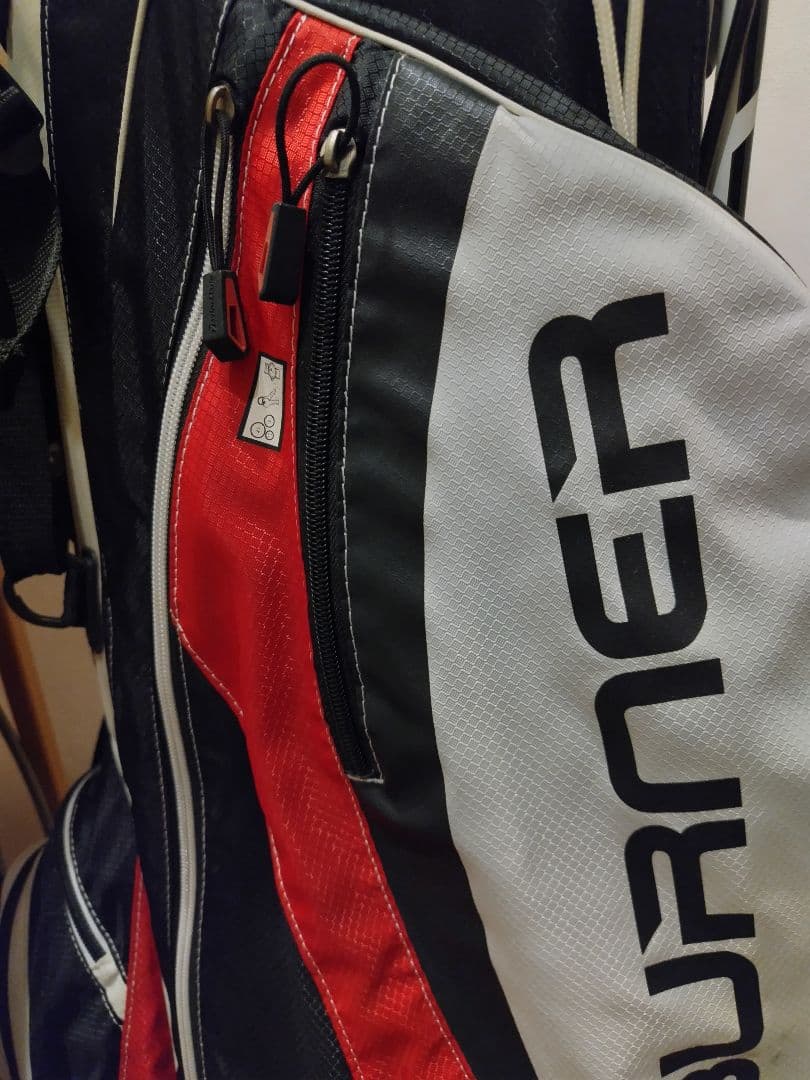 TaylorMade テーラーメイド　キャディバッグ 軽量　スタンド式