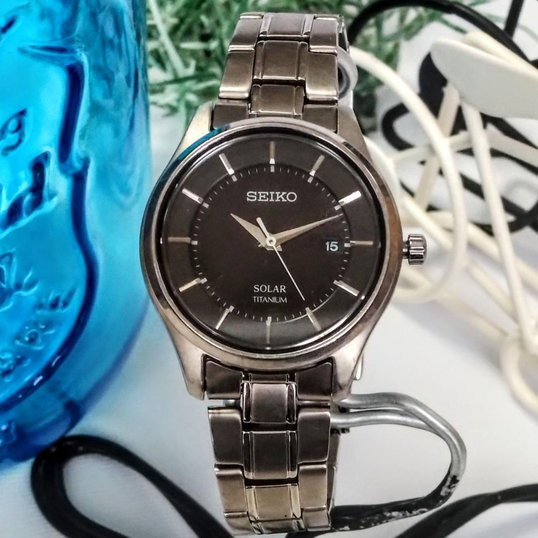 良品 SEIKOセイコー レディース腕時計ソーラー チタン 軽量 大人の魅力