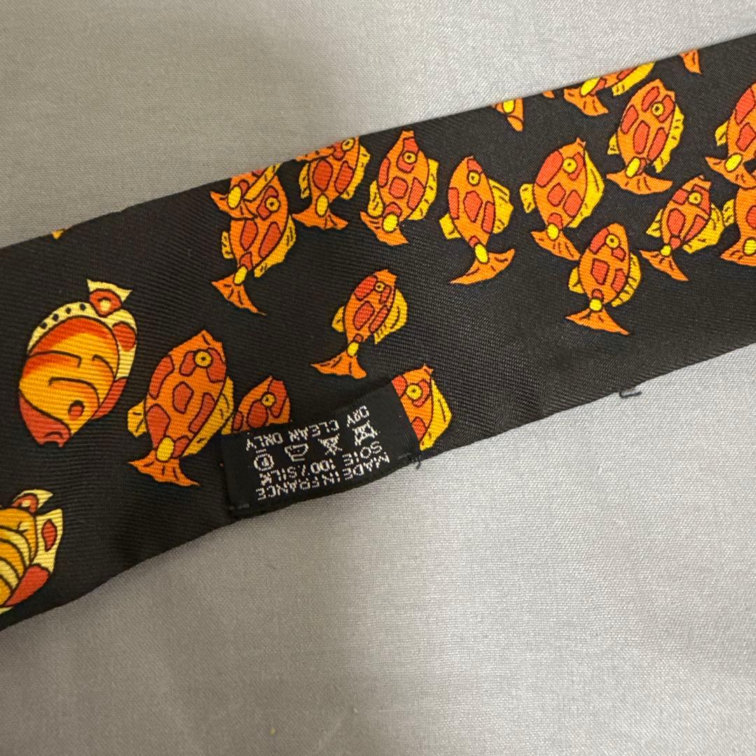 HERMES　エルメス　魚柄 ツイリー　スカーフ　熱帯魚