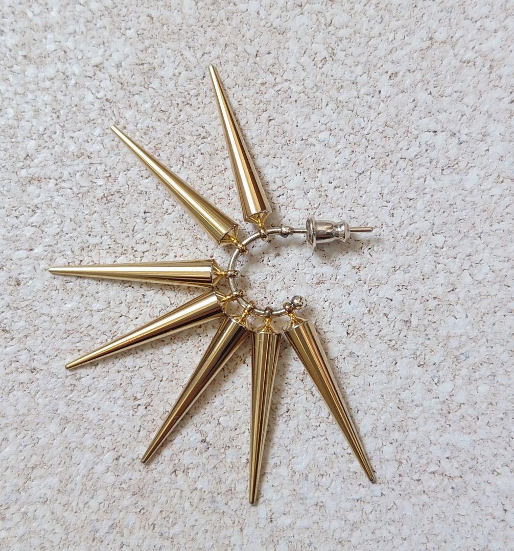 e.m.　 スタッズ ピアス（片耳用）