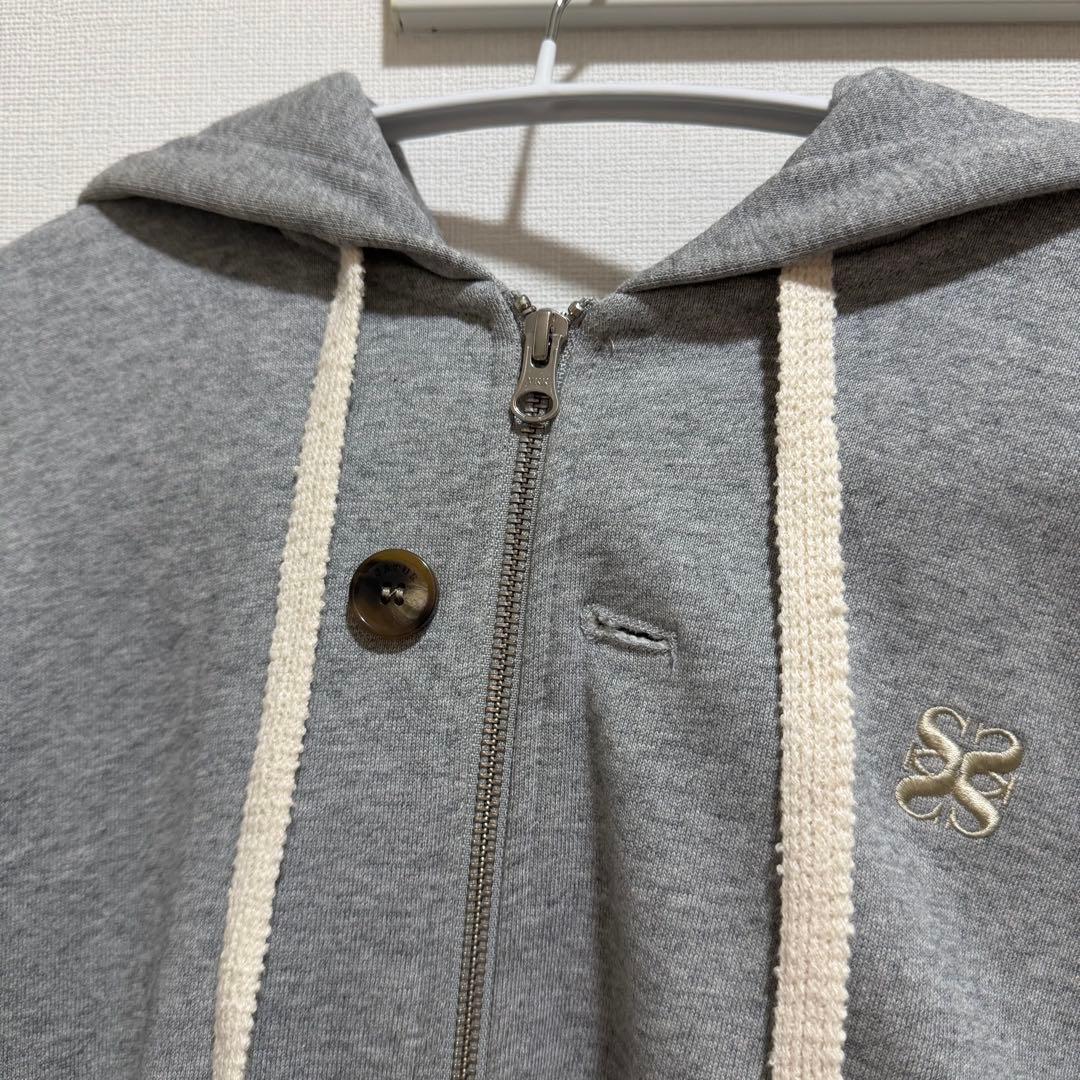 美品 SATUR フードジップアップ グレー セター