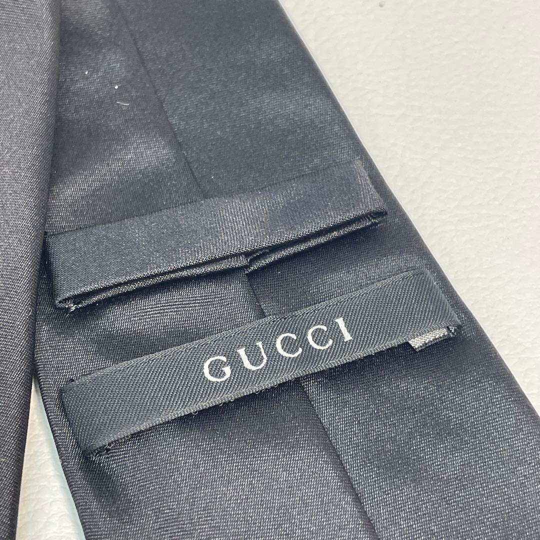 サ*♪様 GUCCI ブラック　シルク ネクタイ