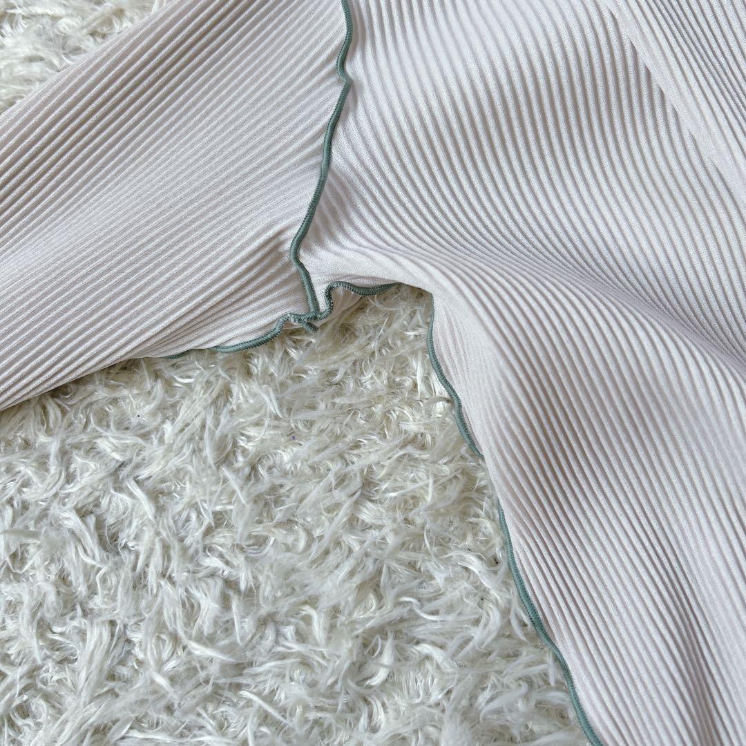 美品　todo kotohayokozawa プリーツワンピース　ホワイト