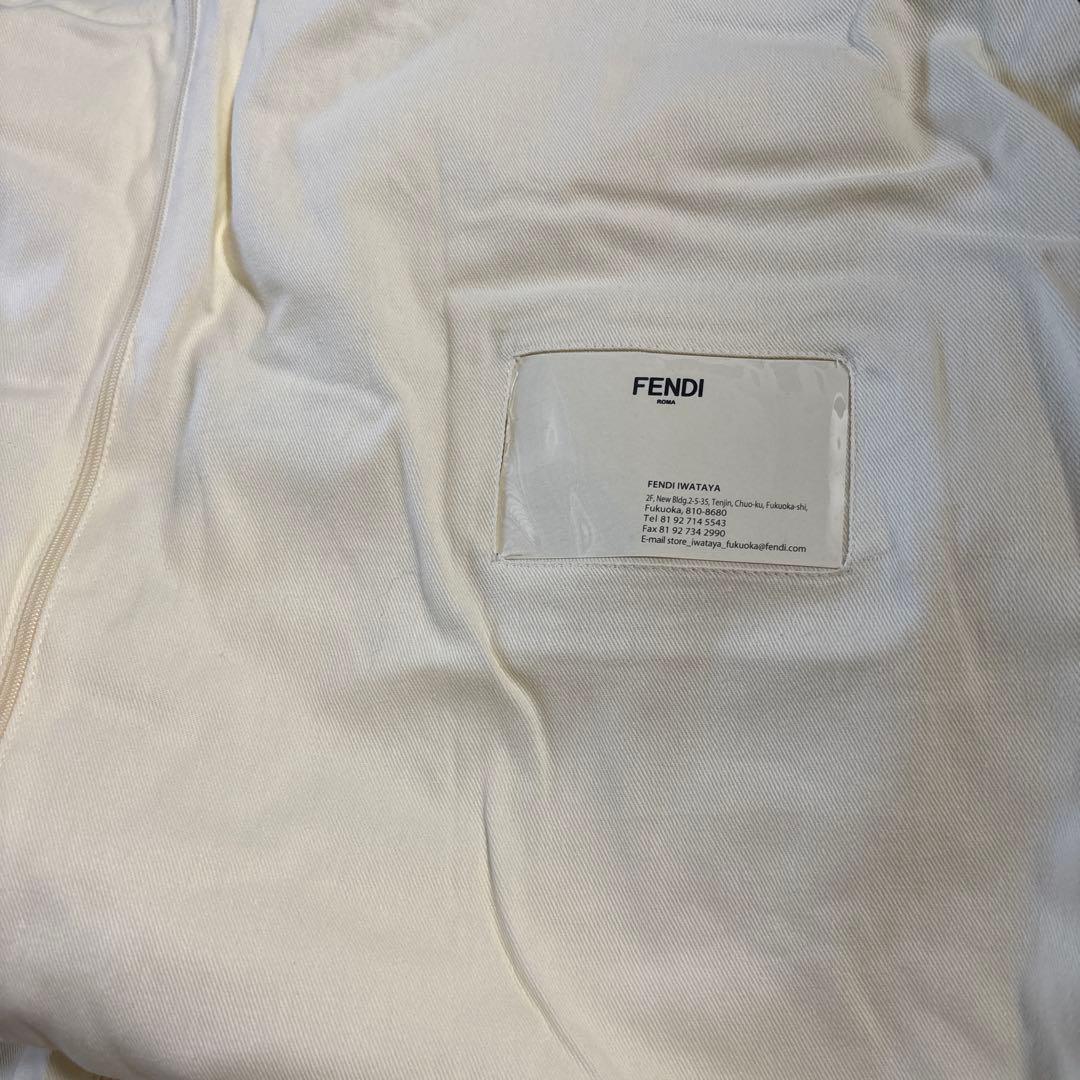 タイムセール！FENDI フェンディ　ファー付き ケープコート　レア色！