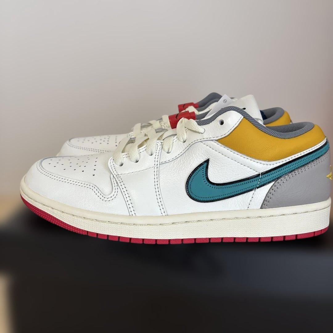 Air Jordan 1 Low ホワイト/イエロー/グレー/ブルー/レッド