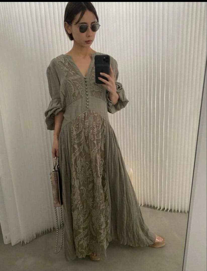 AMERI MEDI EMBROIDERY TULLE LACE DRESS Ｍ