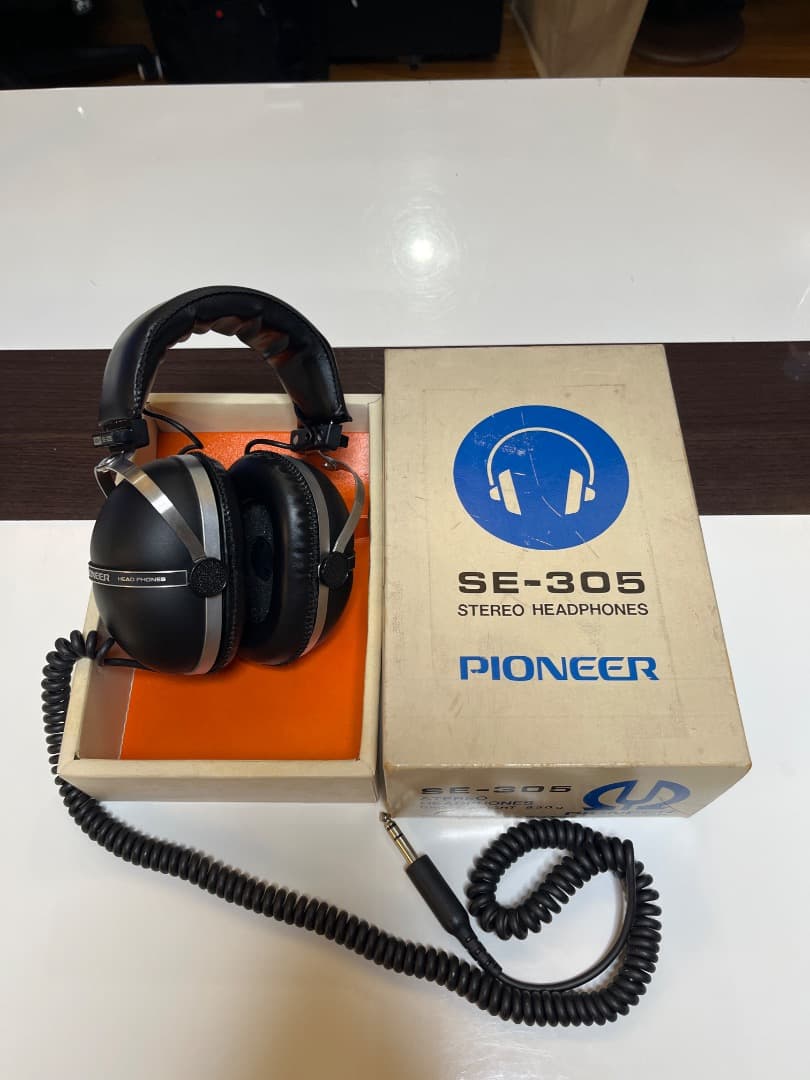 Pioneer SE-305 ヘッドフォン