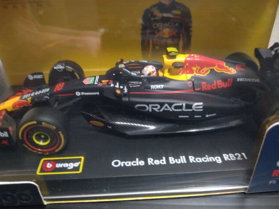 1/43 レッドブル RB21 角田裕毅 ドライバー付き